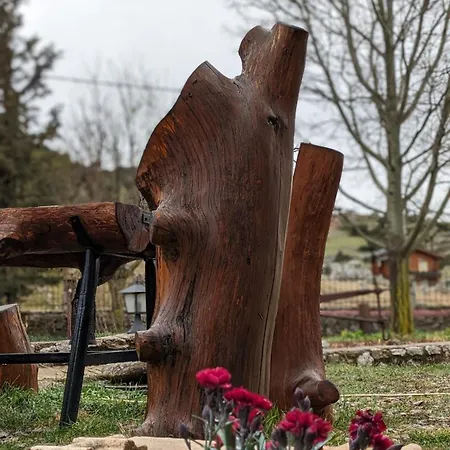 Diminio 2 At Livadi * Αράχωβα